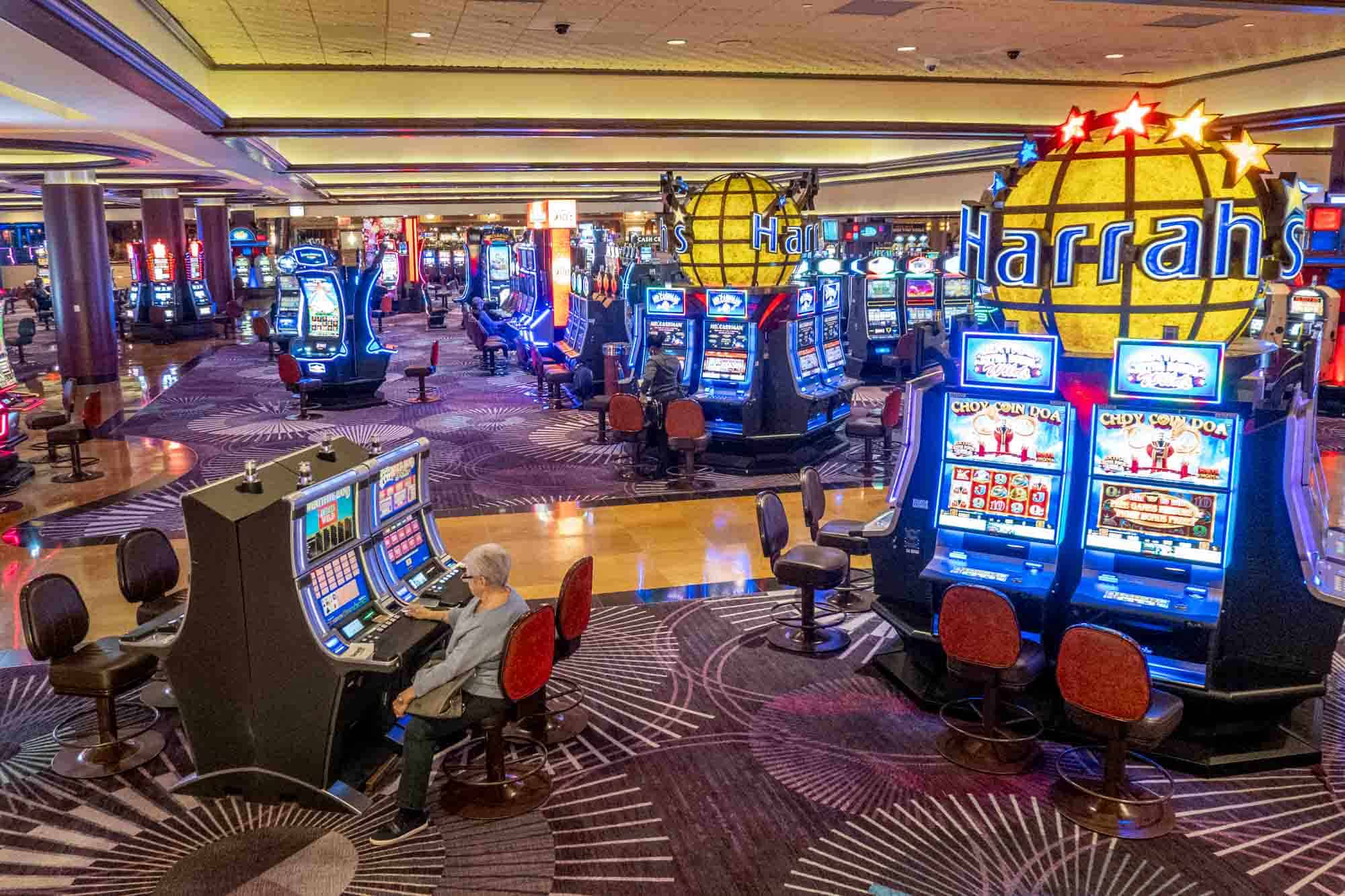 Slot Makinelerinde Rengi Kazanma Sanatı